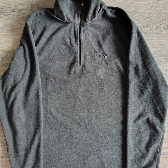 Men's small Northface 1/4 zip fleece - Picture 1 of 3